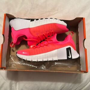 Nike Free Metcon 6 Hot Punch